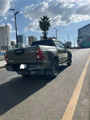 Toyota Hilux 2025 Gray
