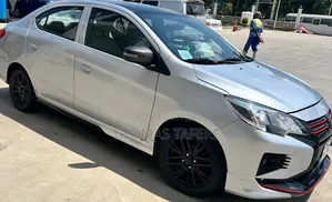 Mitsubishi Attrage 2023 Silver