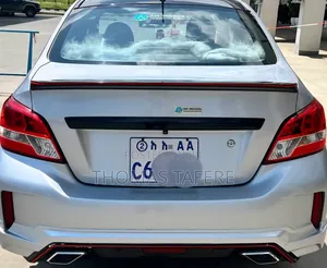 Mitsubishi Attrage 2023 Silver