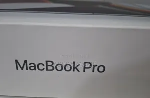 New Laptop Apple MacBook Pro 2017 32GB Apple M1 Max SSD 1T