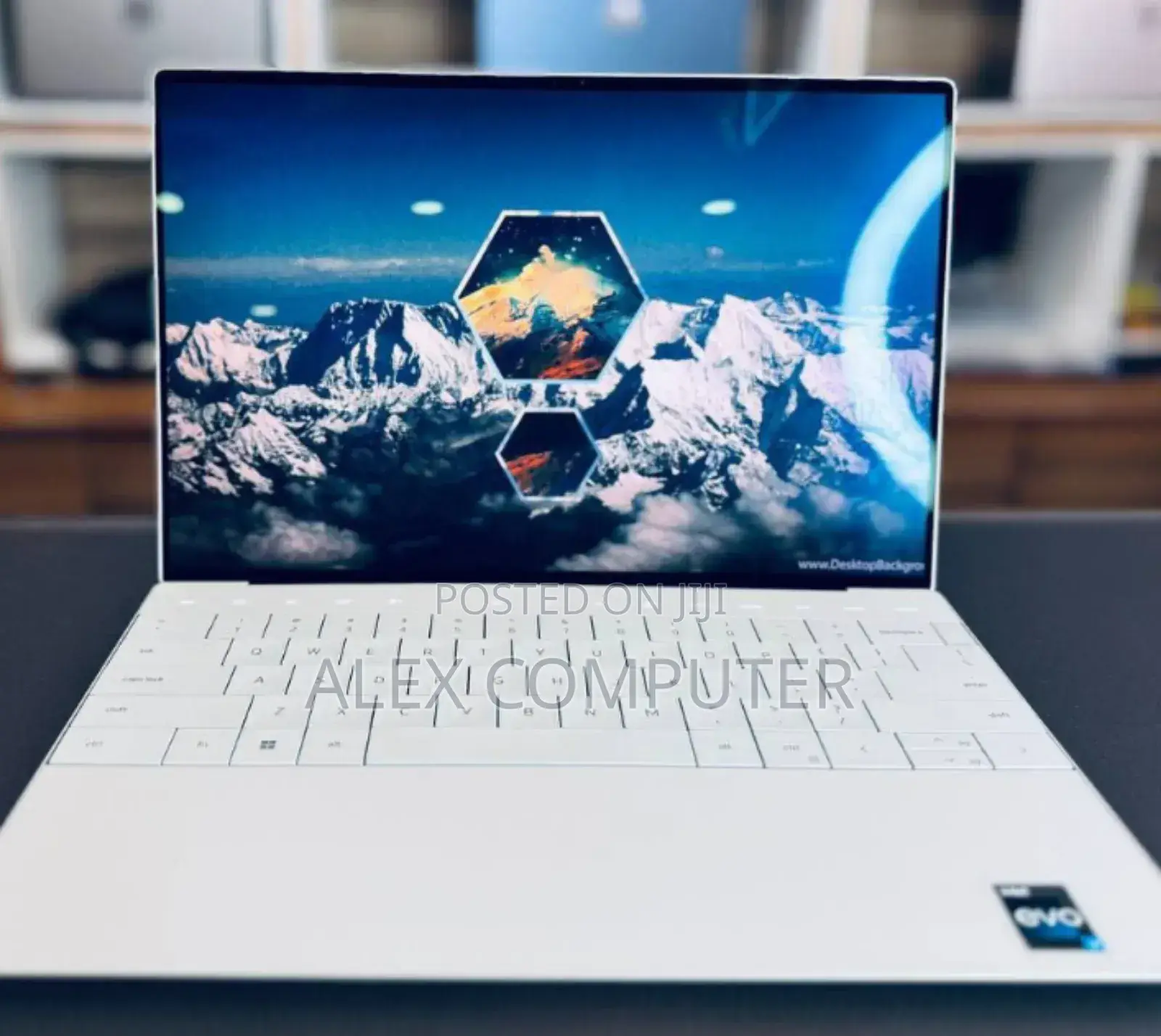 New Laptop Dell XPS 13 16GB Intel Core I7 SSD 512GB