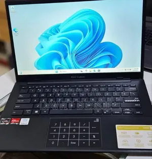 New Laptop Asus 16GB AMD Ryzen 5 SSD 512GB