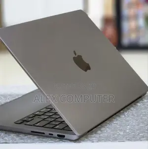 New Laptop Apple MacBook Pro M1 32GB Apple M1 Pro SSD 512GB