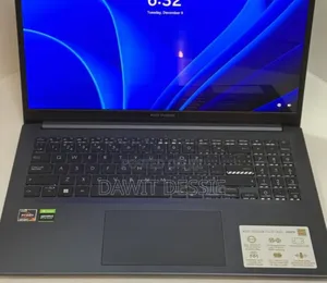 New Laptop Asus 16GB AMD Ryzen 7 SSD 512GB