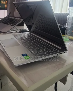 Laptop HP Pavilion 15 16GB Intel Core I5 SSD 1T