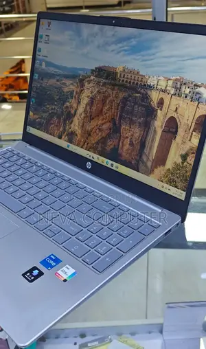 New Laptop HP Stream Notebook 16GB Intel Core I5 SSD 1T