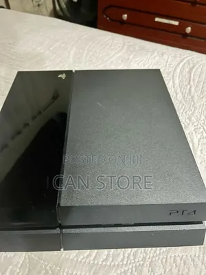 Photo - Playstation 4fat With 2joystick ሁሉም አይነት Ps4 Alegn