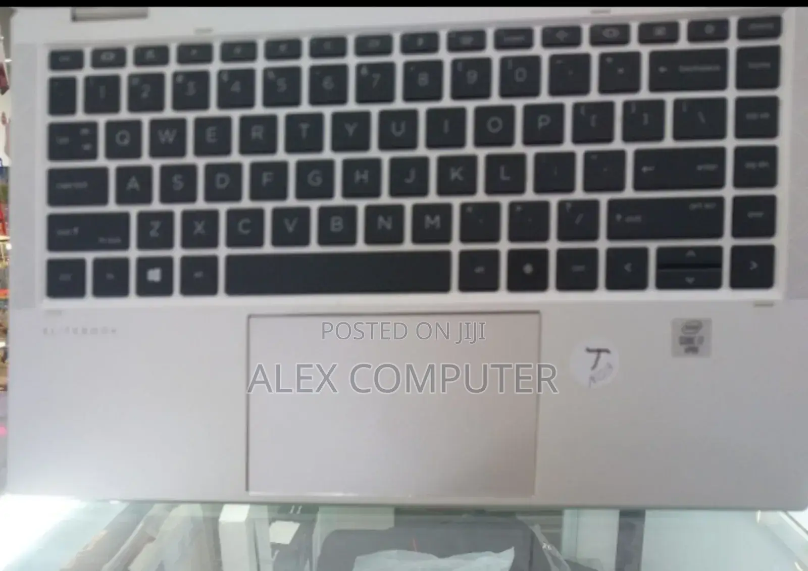 New Laptop HP EliteBook 1040 G8 16GB Intel Core I7 SSD 512GB