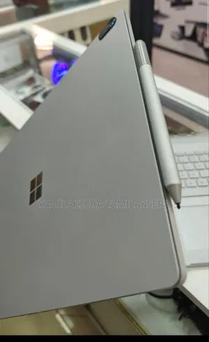 New Laptop Microsoft Surface Book 2 16GB Intel Core I7 SSD 512GB