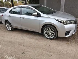 Toyota Yaris 2016 Silver