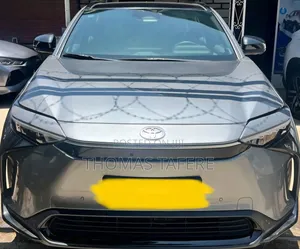 Toyota bZ4X 2024 Gray