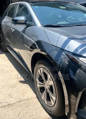 Toyota bZ4X 2024 Gray