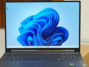 New Laptop Lenovo Y70 16GB Intel Core i7 SSD 1T