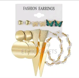 Earrings (ጆሮ ጌጥ)