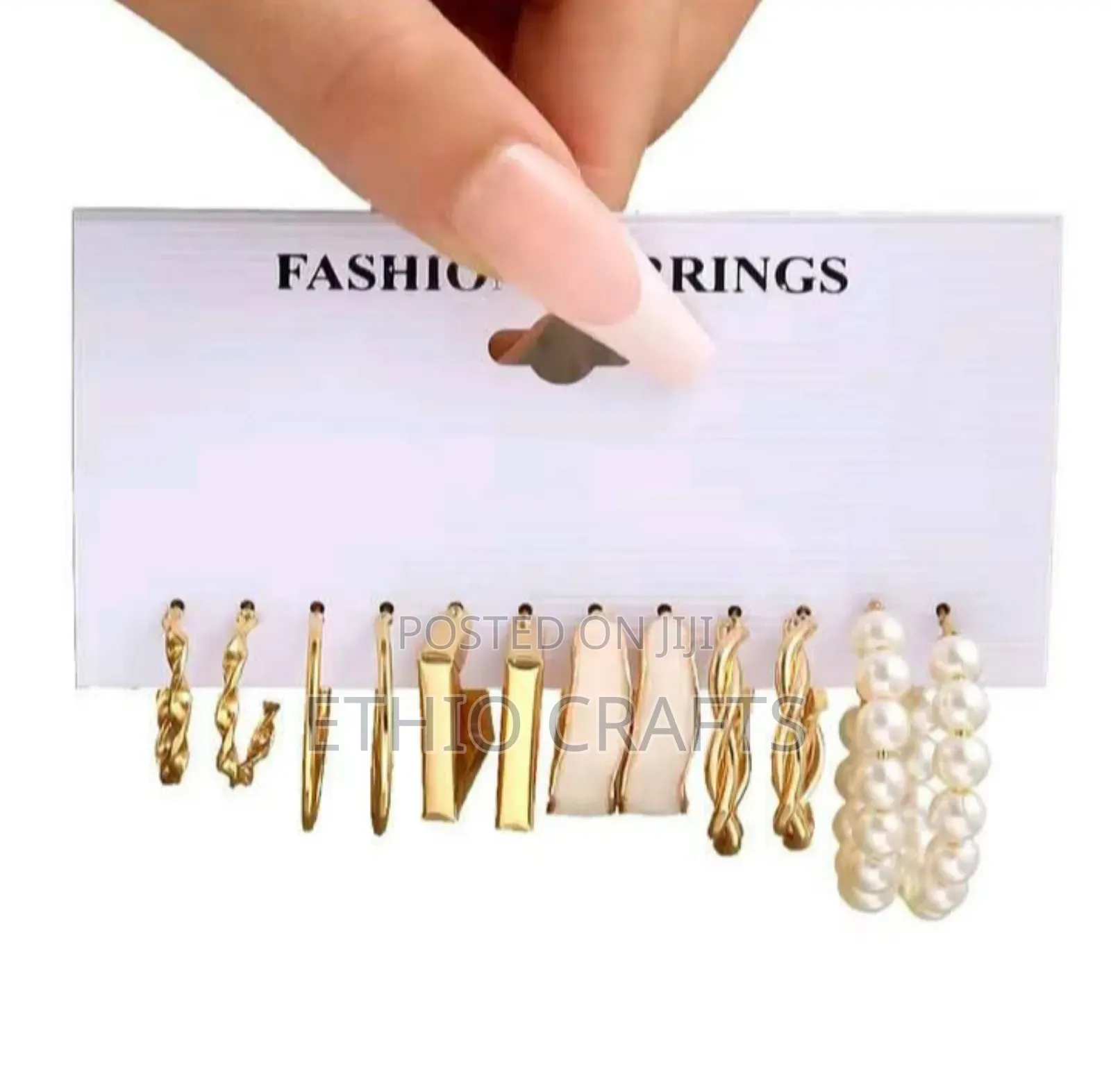 Earrings (ጆሮ ጌጥ)