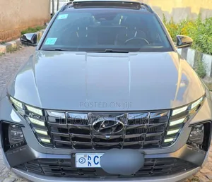 Photo - Hyundai Tucson 2022 Silver