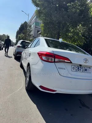 Toyota Yaris 2020 Ivory