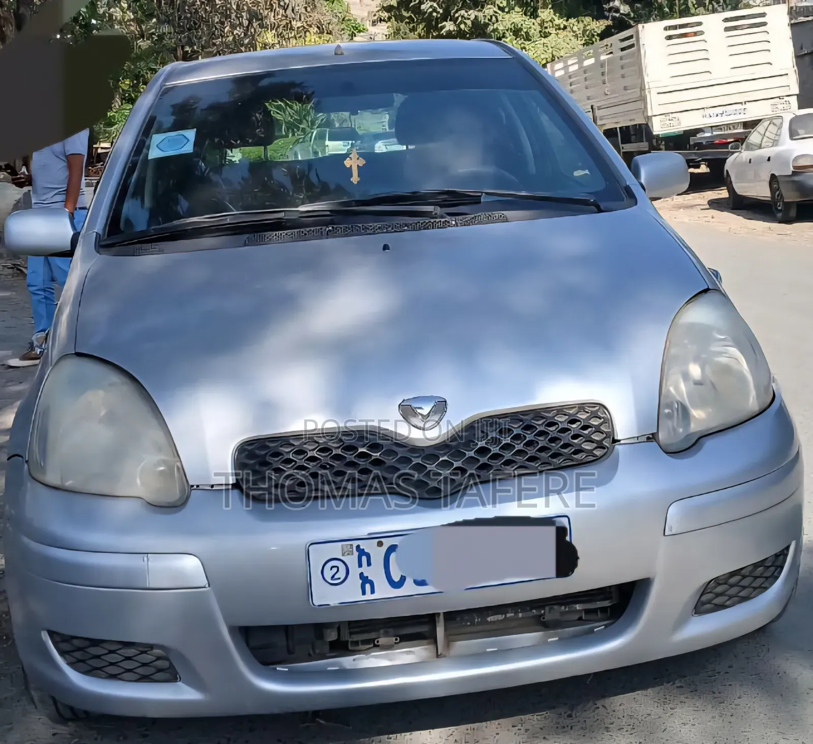 Toyota Vitz 2003 Silver
