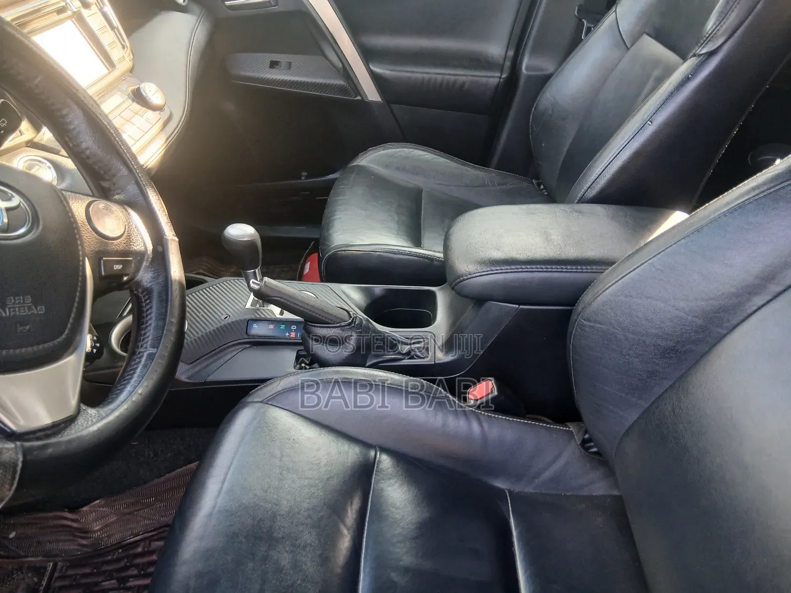 Toyota RAV4 2011 Brown