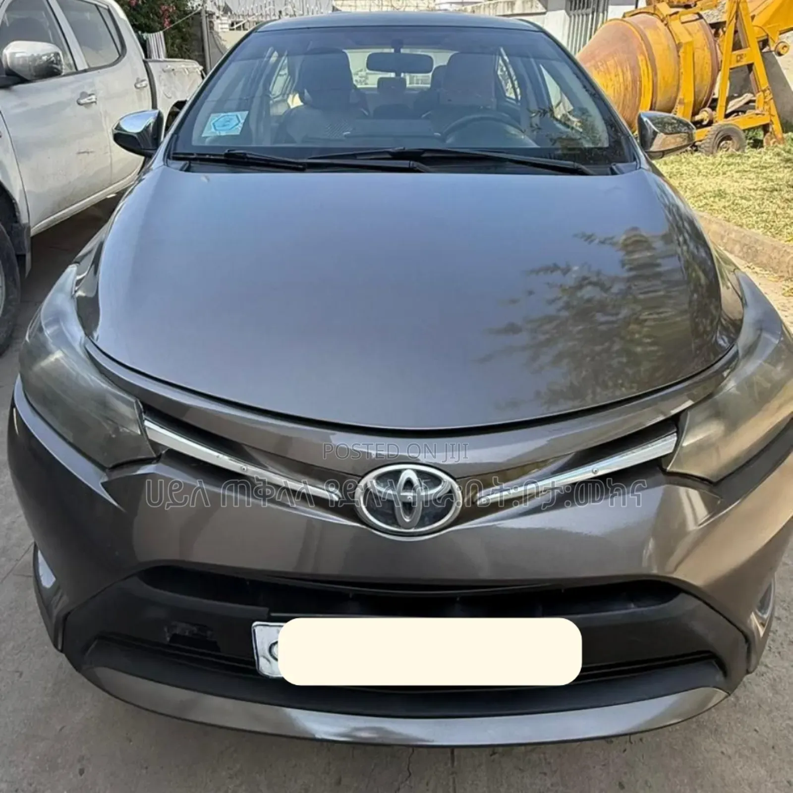 Toyota Yaris 2016 Gray
