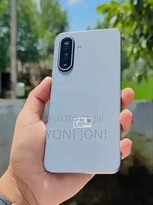 Photo - New Samsung Galaxy A17 5G 128 GB White