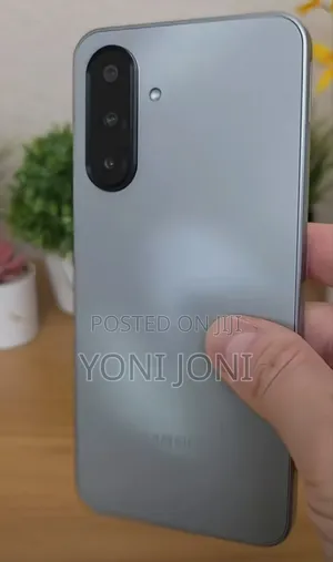 New Samsung Galaxy A17 5G 128 GB Gray