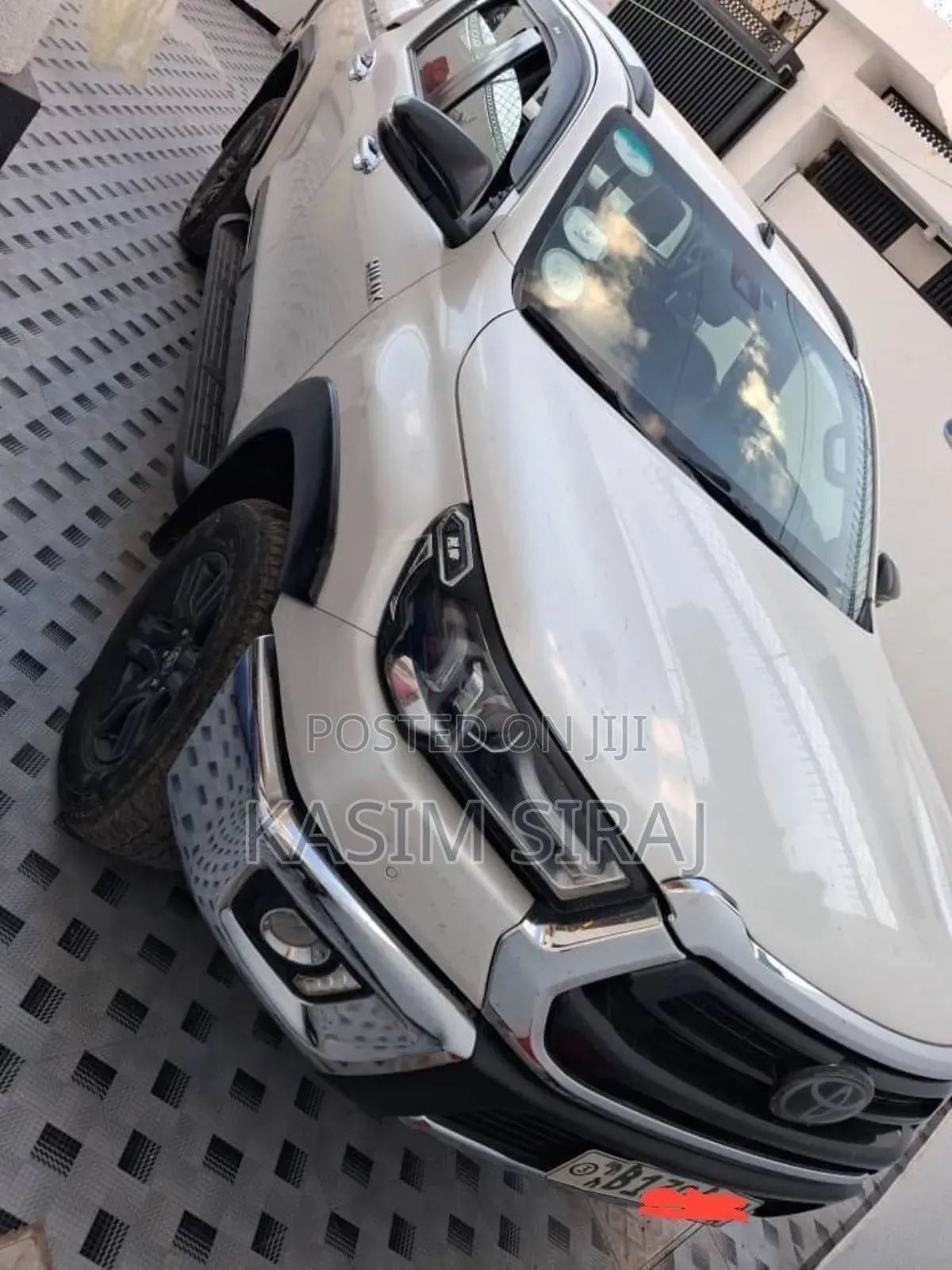 Toyota Hilux Revo Double Cab Deisel 2.4 AWD 2020 White