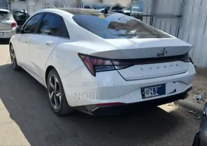 Hyundai Avante 2021 Ivory