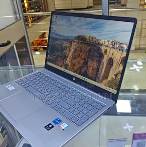 New Laptop HP Stream Notebook 16GB Intel Core I5 SSD 1T