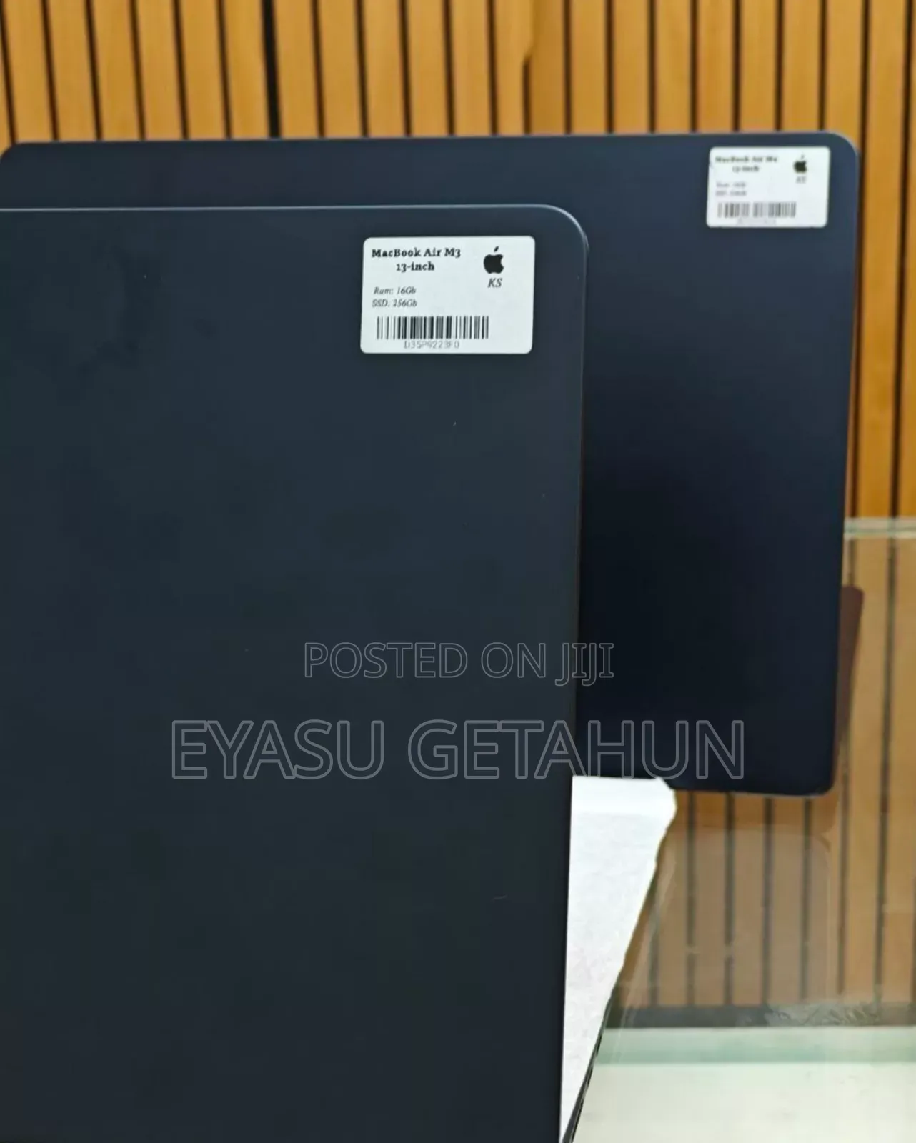 New Laptop Apple MacBook Air 2024 M3 13-Inch 8GB Apple M3 SSD 256GB