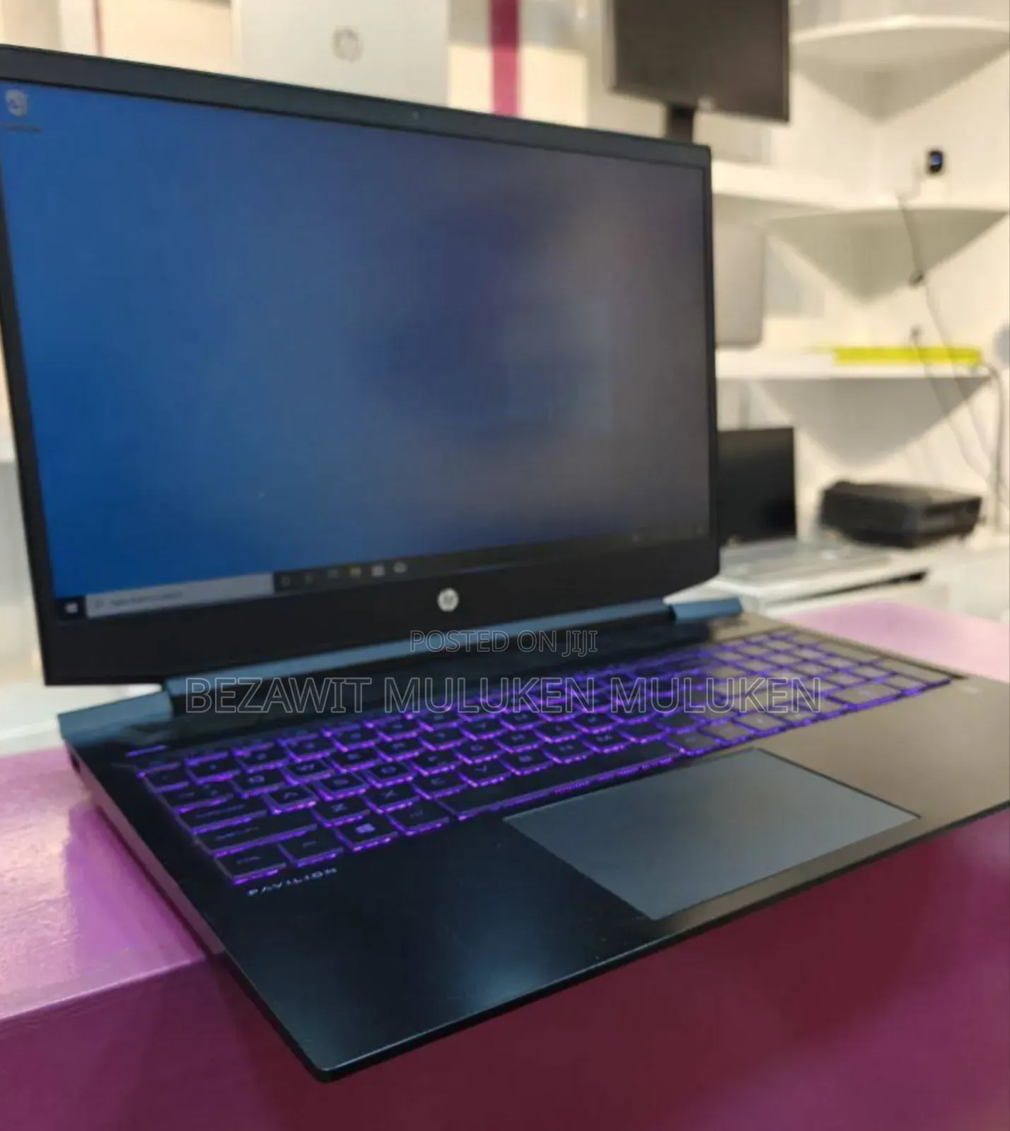 New Laptop HP Pavilion 15 16GB Intel Core I5 SSHD (Hybrid) 512GB