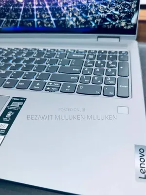 New Laptop Lenovo Yoga 7i 8GB AMD Ryzen 5 SSD 512GB