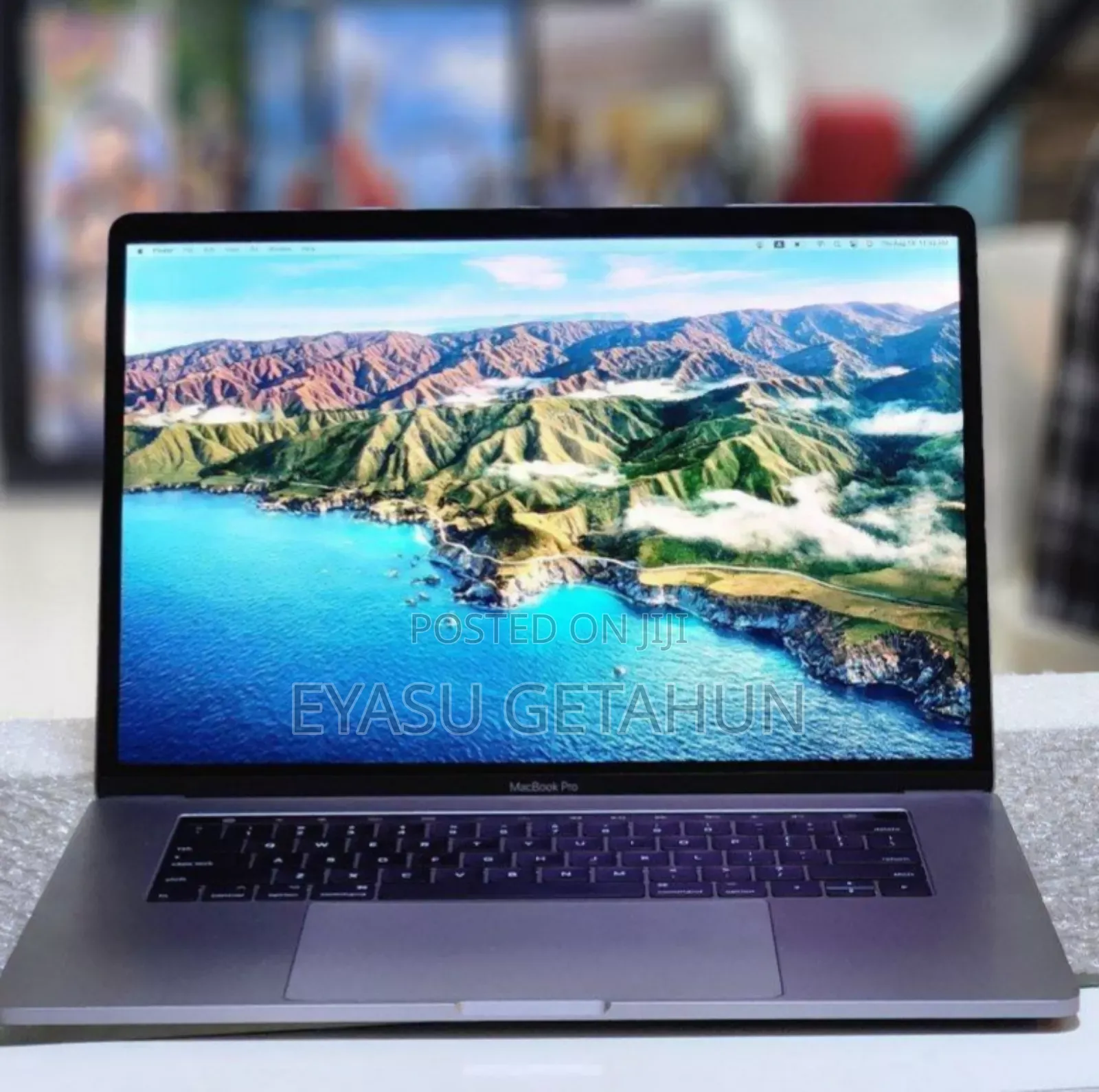 New Laptop Apple MacBook Pro 2017 16GB Intel Core I7 SSD 512GB
