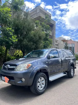 Photo - Toyota Hilux 2008 Gray