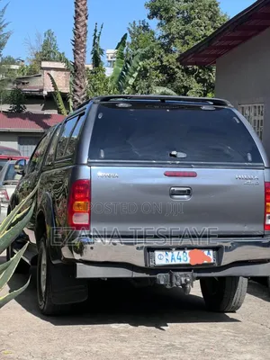Toyota Hilux 2008 Gray