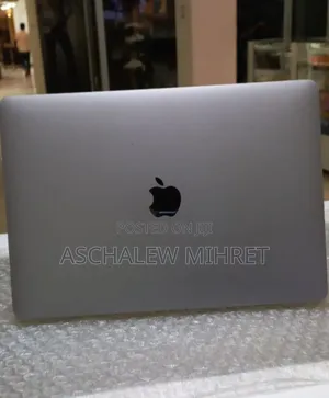 New Laptop Apple MacBook Pro M1 8GB Apple M1 Pro SSD 256GB