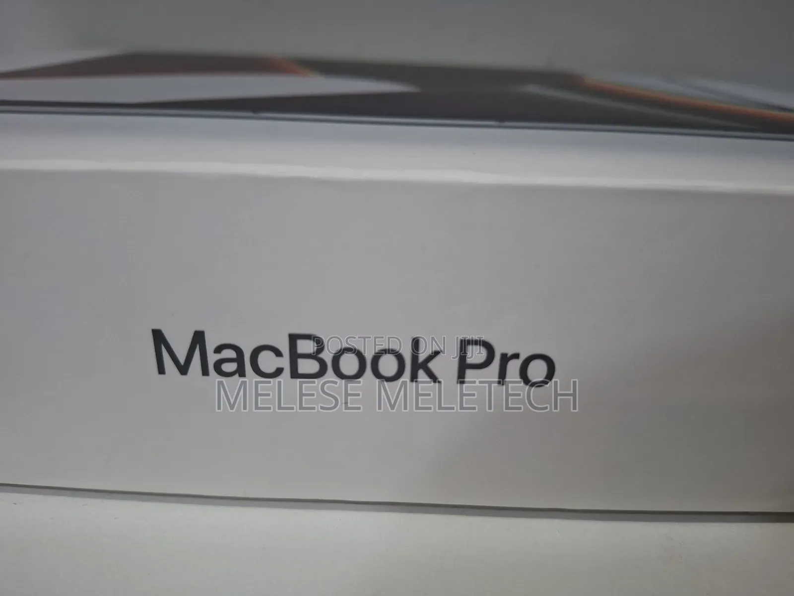 New Laptop Apple MacBook Pro 2021 M1 32GB Apple M1 Max SSD 1T