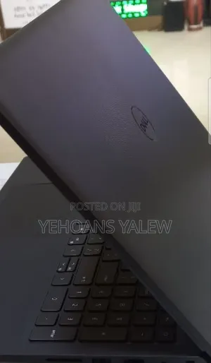 New Laptop Dell Vostro 3520 16GB Intel Core I5 SSD 512GB