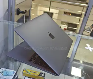 New Laptop Apple MacBook Pro 2023 M2 Pro 14-Inch 8GB Apple M2 SSD 256GB