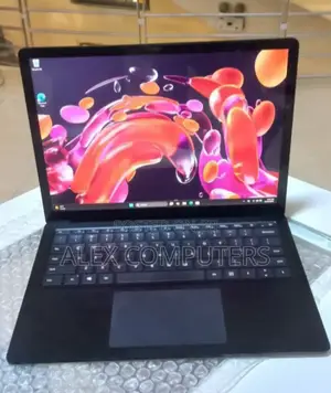 New Laptop Microsoft Surface Laptop 4 16GB Intel Core I7 SSD 512GB