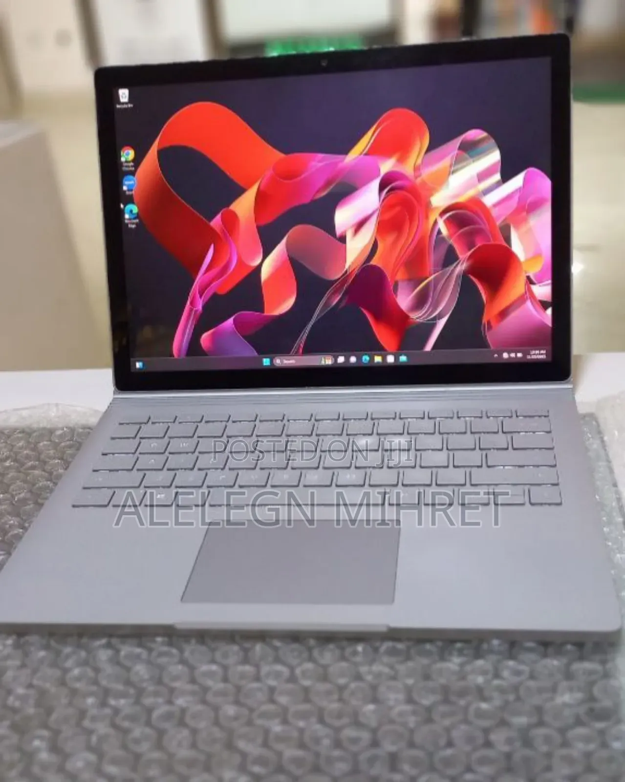New Laptop Microsoft Surface Book 3 16GB Intel Core I7 SSD 256GB