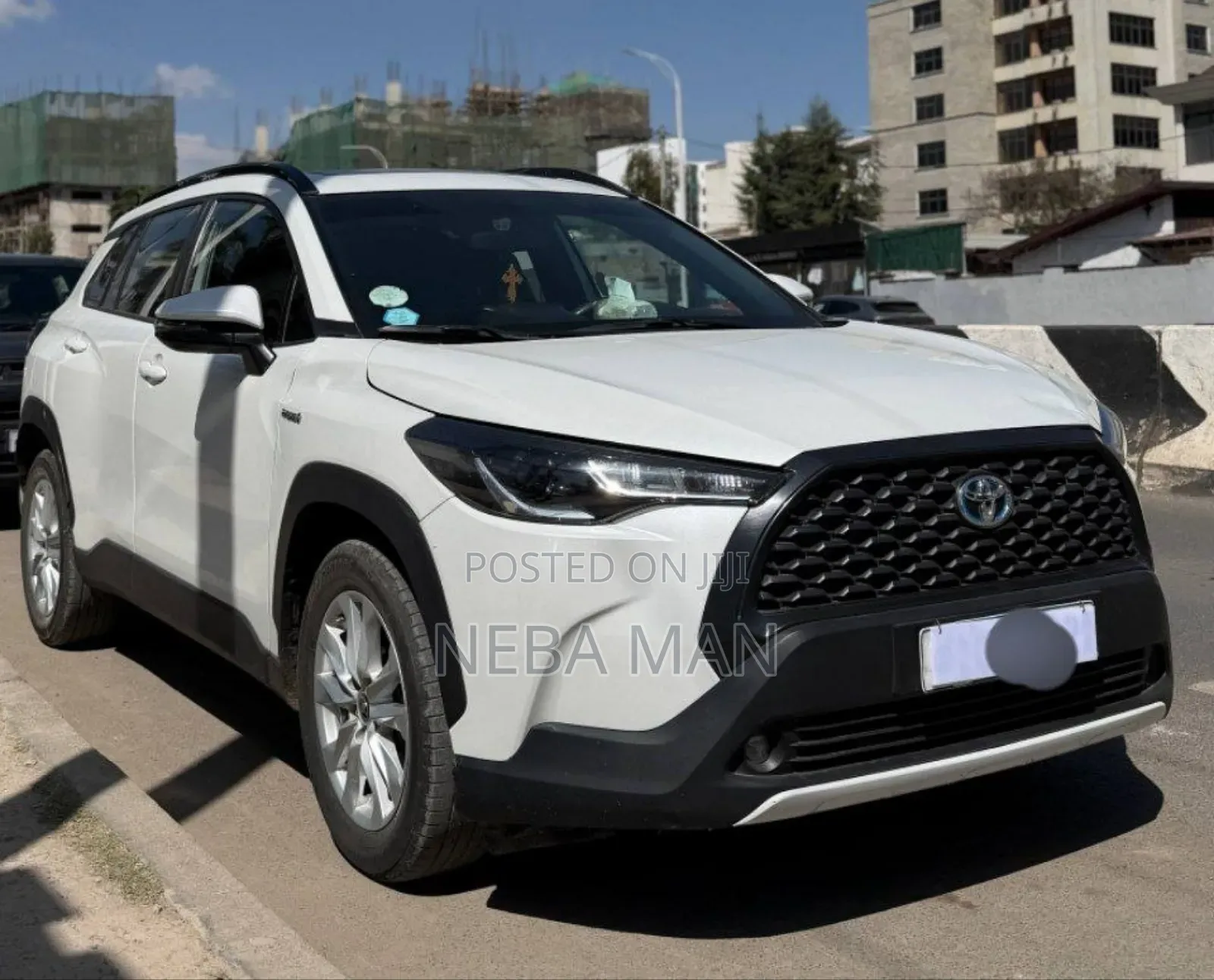 Toyota Corolla Cross Hybrid 2023 White