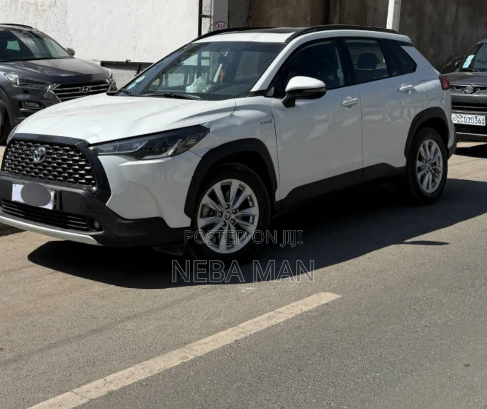 Toyota Corolla Cross Hybrid 2023 White