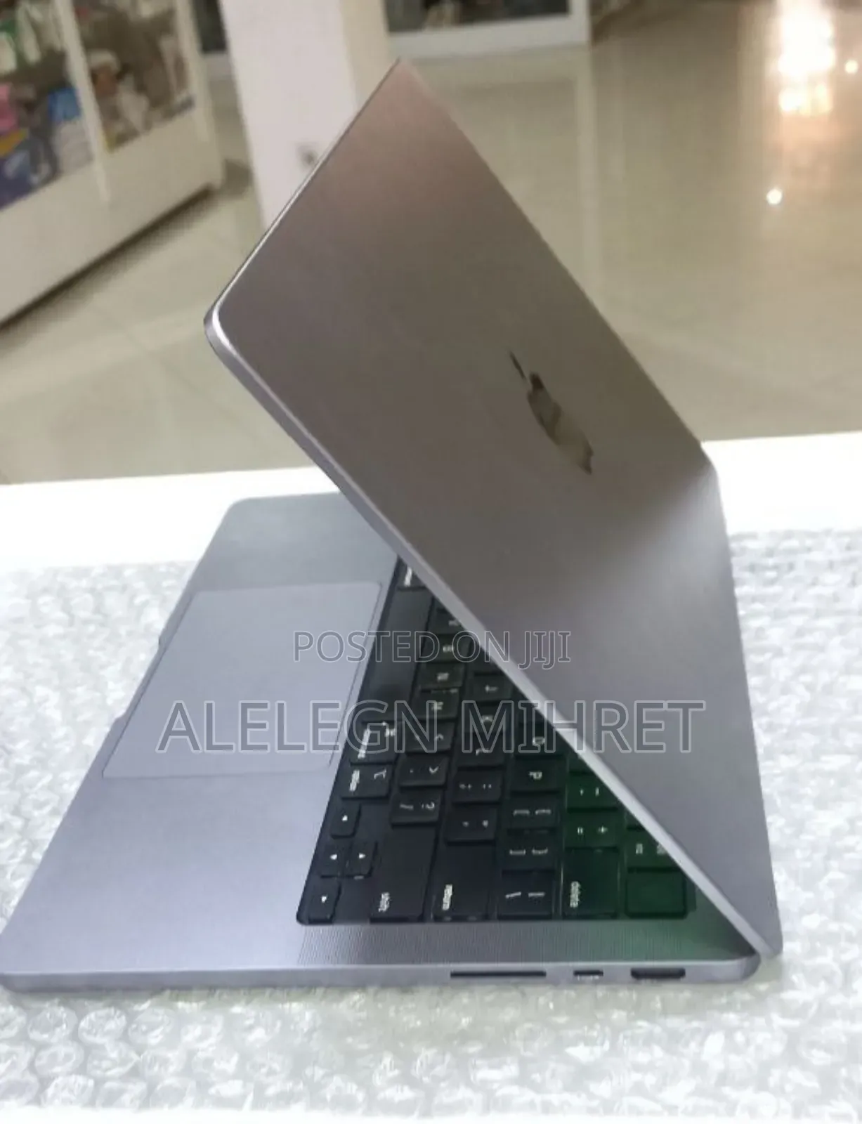 New Laptop Apple MacBook Pro 2021 M1 16GB Apple M1 SSD 512GB