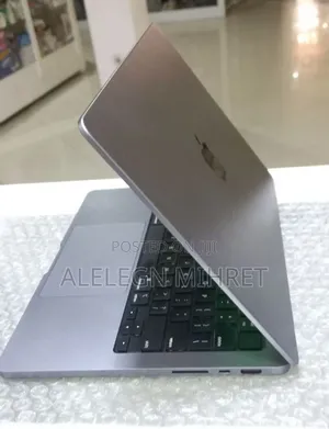 Photo - New Laptop Apple MacBook Pro 2021 M1 16GB Apple M1 SSD 512GB