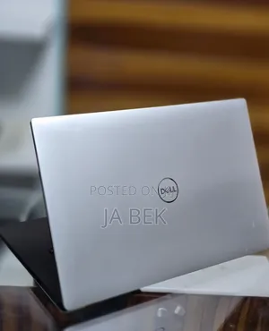 New Laptop Dell Precision 5540 16GB Intel Core I9 SSD 512GB