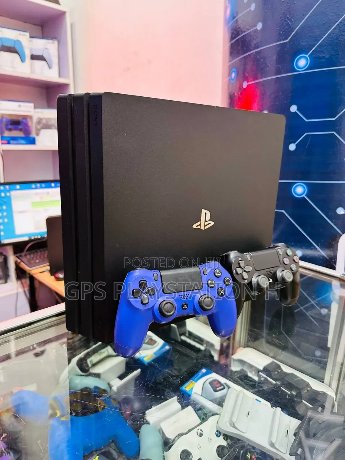 Playstation 4 Pro Jealbreak Ps4 በጣም ብዙ Game ተጭኖበታል