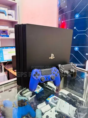 Photo - Playstation 4 Pro Jealbreak Ps4 በጣም ብዙ Game ተጭኖበታል