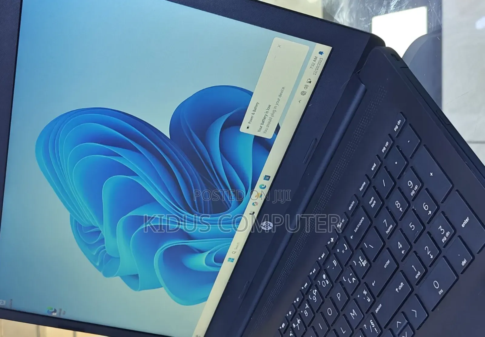 New Laptop HP Stream Notebook 8GB Intel Core I5 HDD 1T