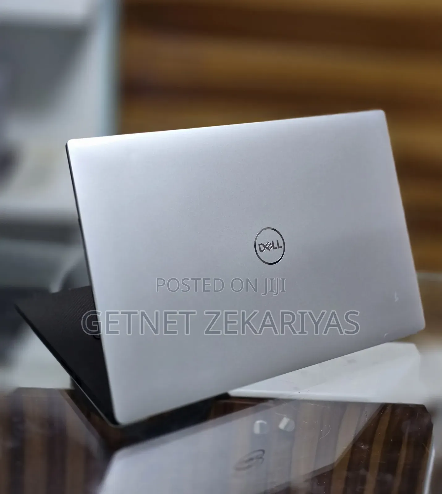 New Laptop Dell Precision 15 3520 16GB Intel Core I9 SSD 512GB